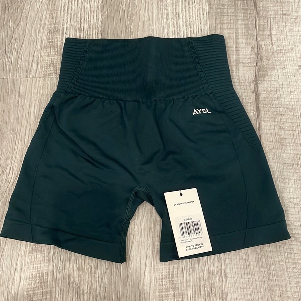 AYBL Balance V2 Seamless Shorts in Forest Green Size Small